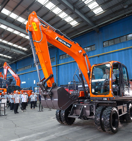HD Construction Equipment hosted a launch event for the new Develon wheeled excavator DX150WE Plus at its Yantai plant in China on July 24. n