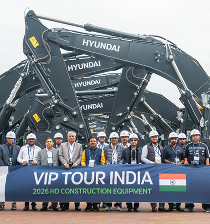 HD Construction Equipment successfully hosted an invitation event for 25 VIP customers from India from April 12 to 17.
