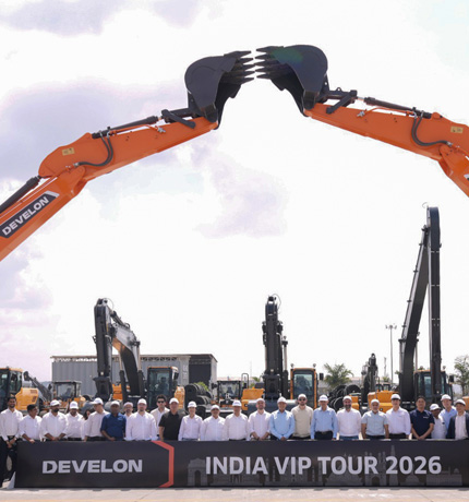 HD Construction Equipment recently held a launch event for the 20-ton DEVELON excavator aimed at Middle Eastern dealers at its production subsidiary in Pune, India.